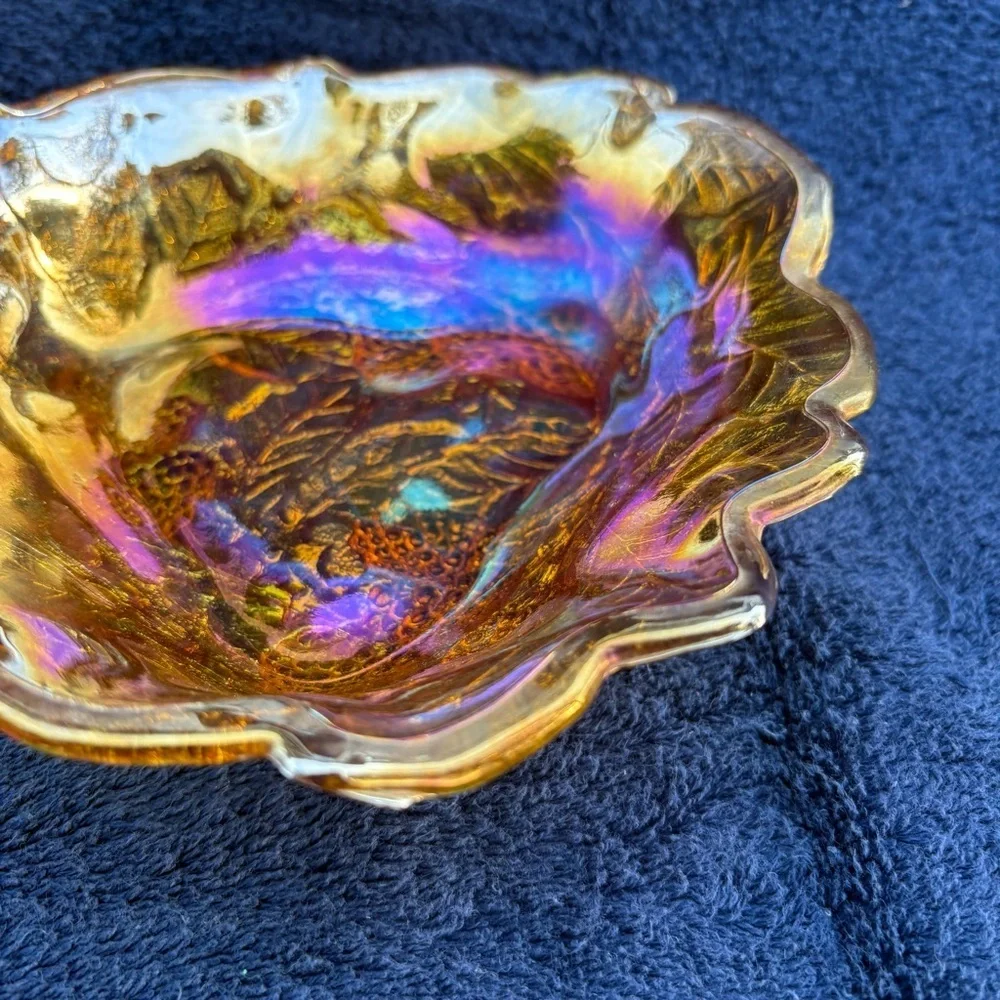 1970’s MCM 7 1/2” Indiana Glass Carnival Amber Leaf & Berry Candy Nut Dish Decor